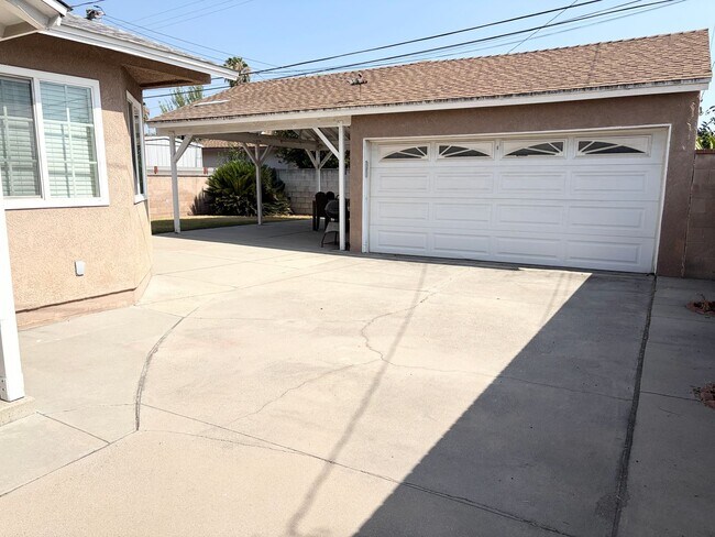 Building Photo - Fully Furnished 3BR Home with Private Patio & Backyard – Perfect Covina Getaway