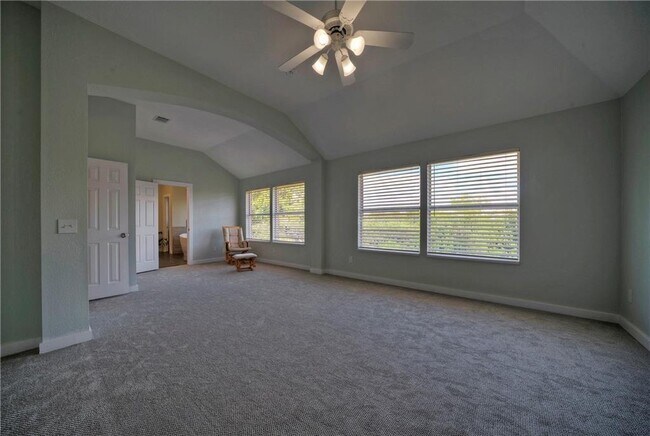 Building Photo - 10907 Grassmere Ct