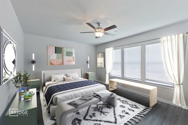 Building Photo - 335 Huisache St