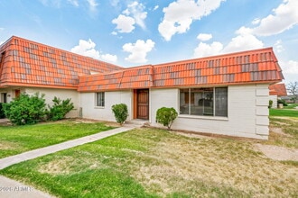 Building Photo - 7849 N 49th Ave