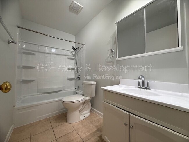 Building Photo - 1565 Burton Ct