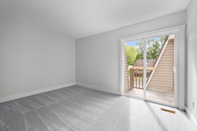 Building Photo - 196 Finley Forest Dr