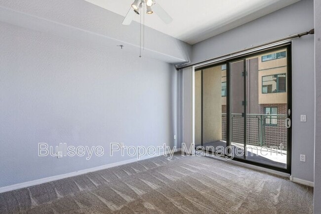 Building Photo - 2302 N Central Ave