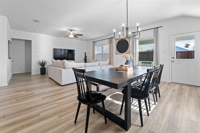 Building Photo - 1204 Nuevo Rancho Ln