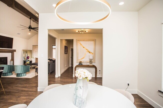 Building Photo - Luxurious home in Lubbock-Cooper ISD!