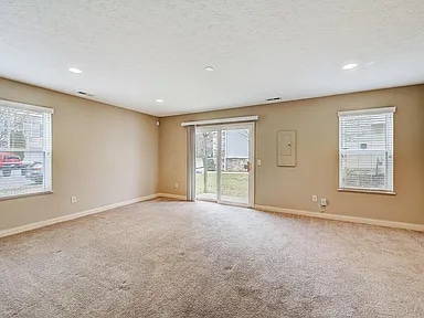 Primary Photo - 2844 Acarie Dr