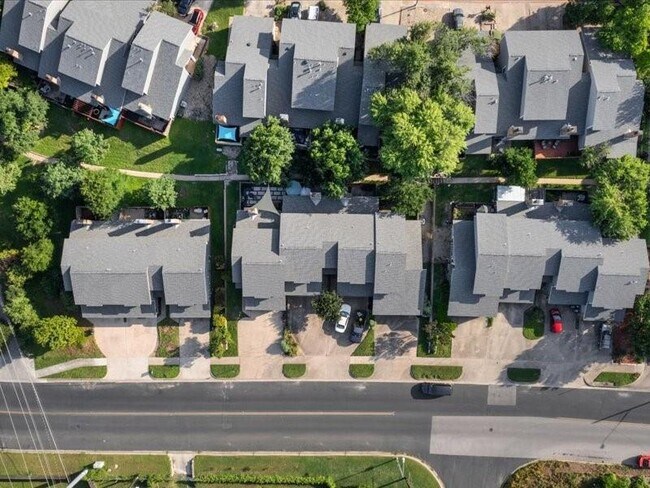 Building Photo - 1607 Coronado Hills Dr