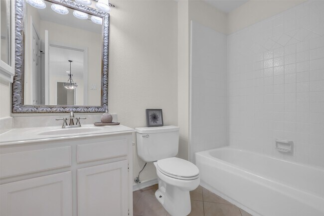 Building Photo - 3815 Hogan Ct