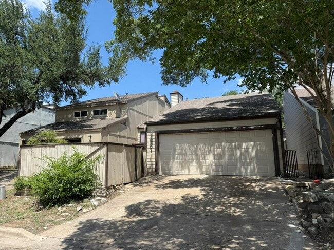 Primary Photo - 8901 Newport Ln