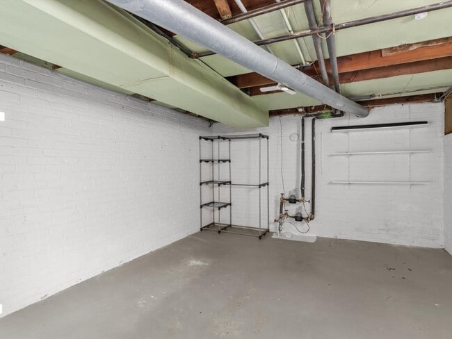 Building Photo - 2502 N 9th St