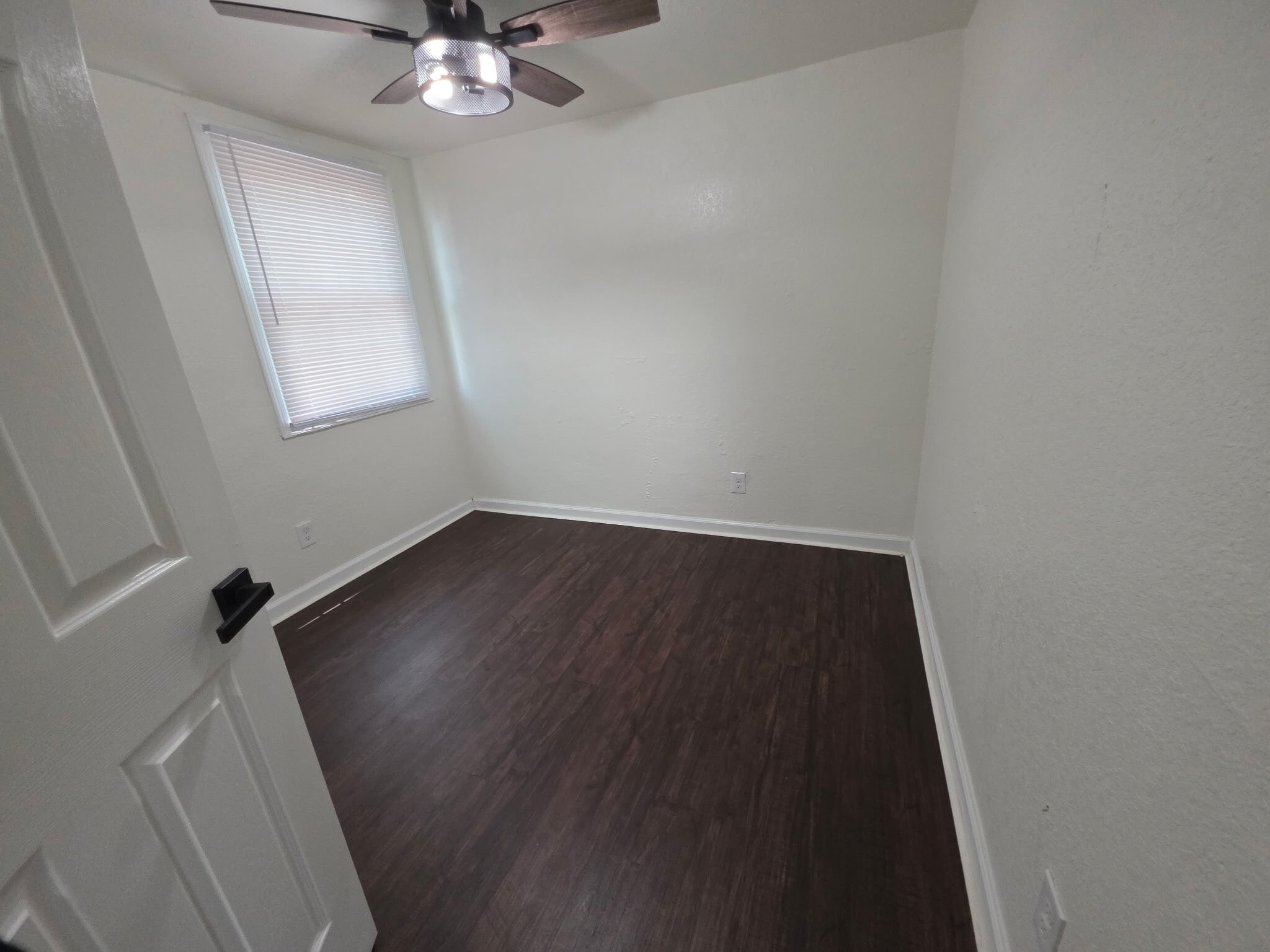 Building Photo - 1521 Cary Ave