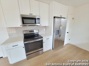 Building Photo - 9515 Valley Dale St