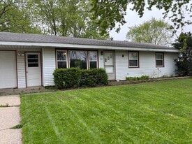 Building Photo - 374 Raritan Dr