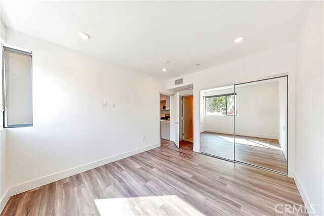 Building Photo - 1482 S Sherbourne Dr