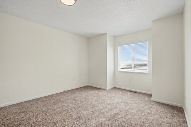 Building Photo - 3412 Augusta Dr
