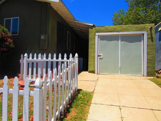 Building Photo - 3401 Bancroft St