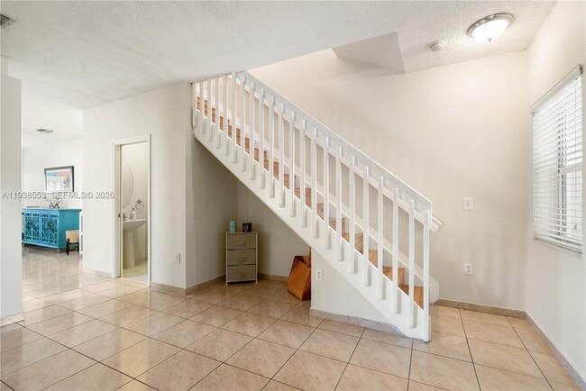 Building Photo - 2229 SE 25th Ave