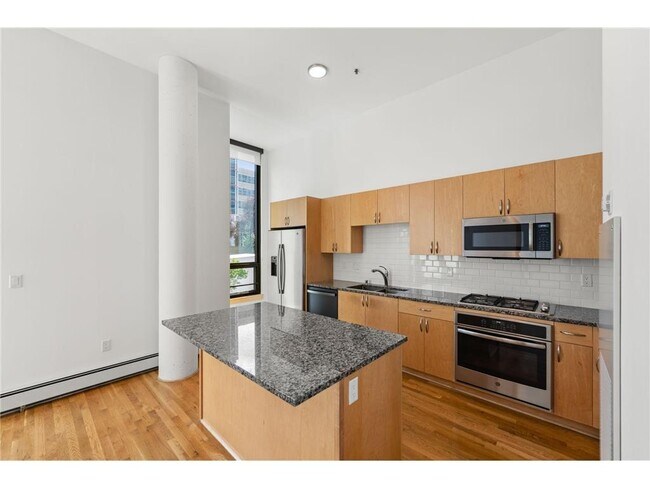 Building Photo - 1240 S 2nd St