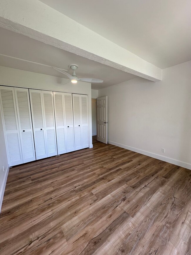 Building Photo - Spacious, Fully Renovated, 3 bedroom 2 bat...
