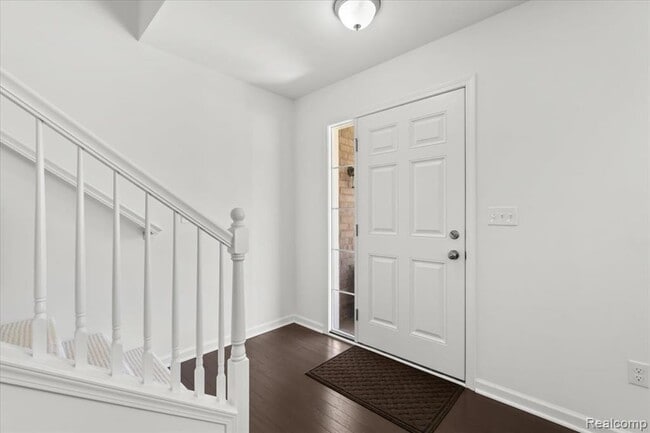 Building Photo - 21422 Navarra Dr