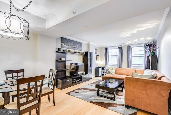 Building Photo - 616 E Street NW Unit 446