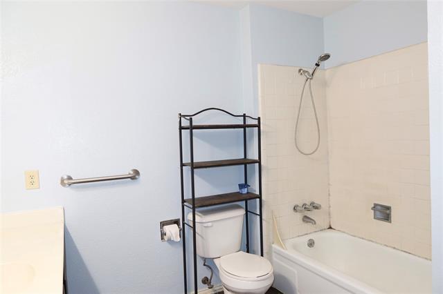 Building Photo - 113 S Spring Creek Dr