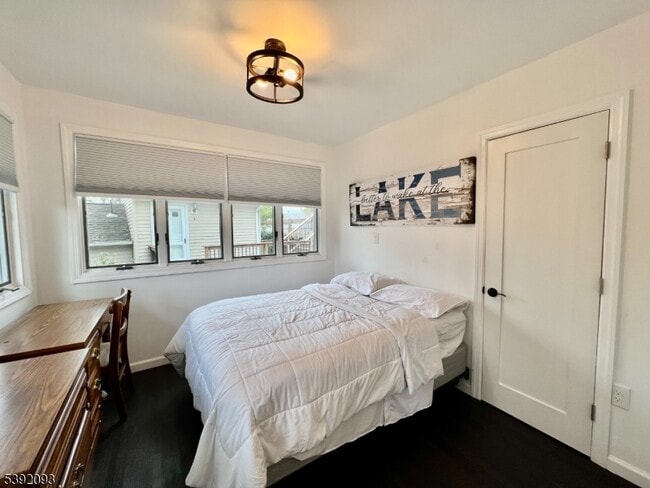 Building Photo - 2 Hilltop Rd