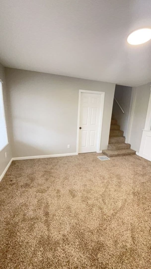 Building Photo - Spacious Newly Renovated 4 Bed 2 Full Bath Home Located Near Downtown!