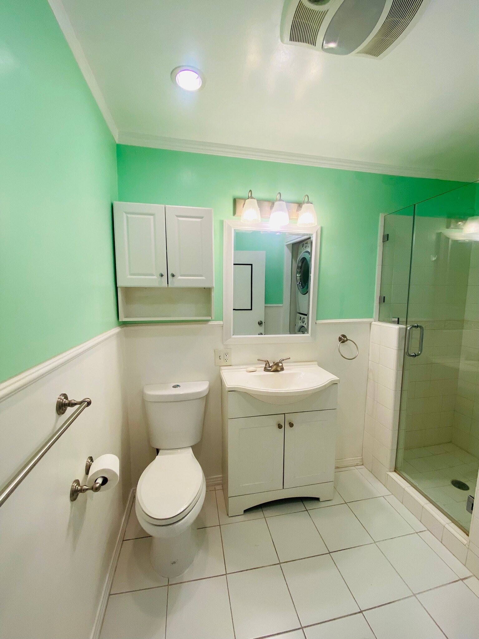 Bathroom 1 - 4968 W 59th St