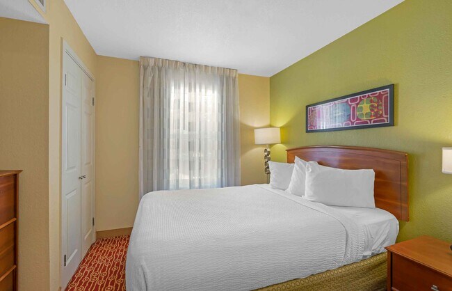 Building Photo - Furnished Studio-Atlanta - Norcross - Peachtree Corners
