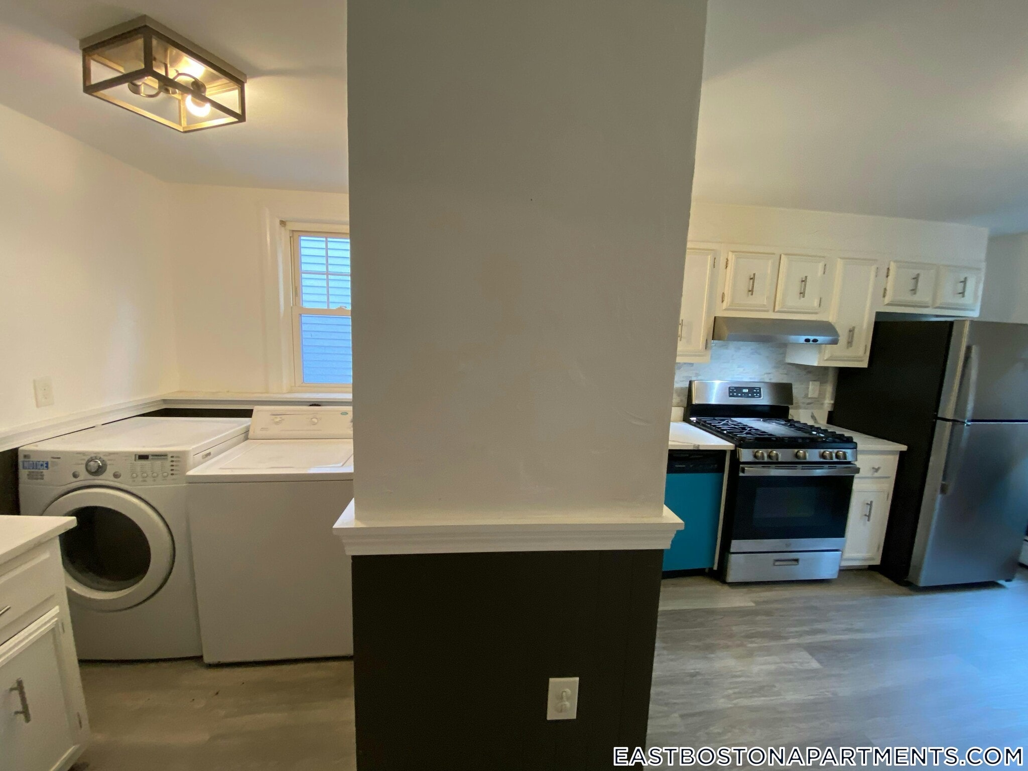 Building Photo - 31 Falcon St