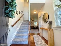 Building Photo - 519 Gate Dancer Ct