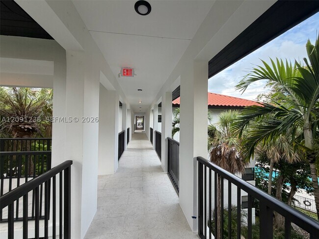 Building Photo - 55 Ocean Ln Dr