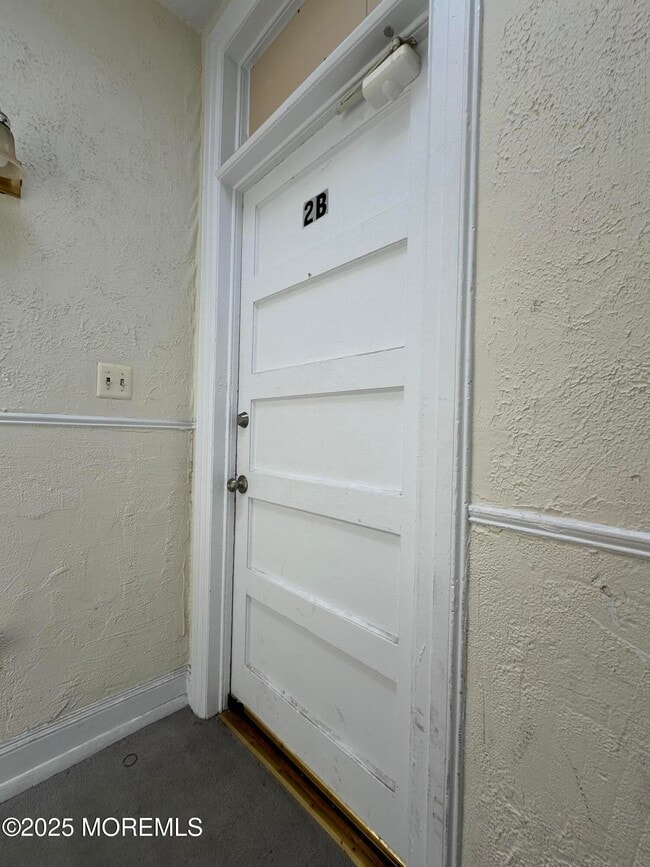 Building Photo - 651 2nd Ave