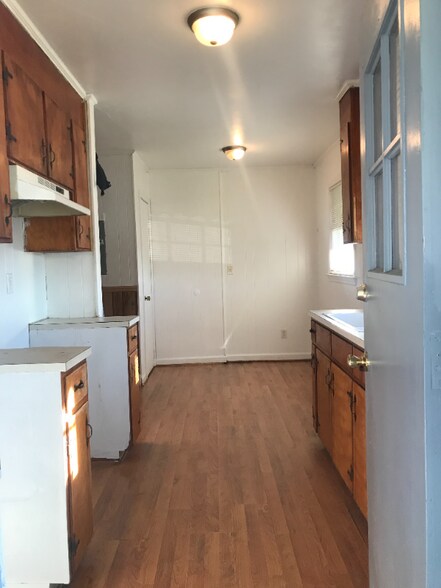Building Photo - 204 N Forbes St