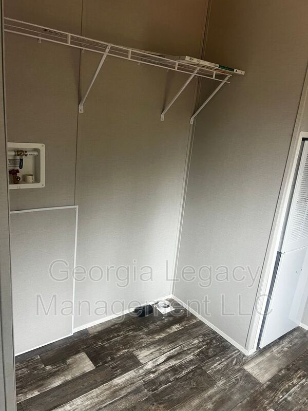 Building Photo - 189 Mason St