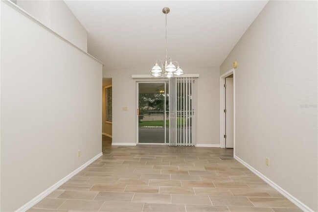 Building Photo - 6084 Freeport Dr