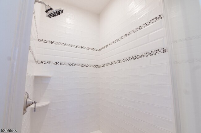 Building Photo - 29 Euclid Ave