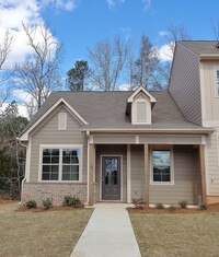 Building Photo - Townhome For Rent in Calera, AL - Available to View with 48 Hour Notice!!!