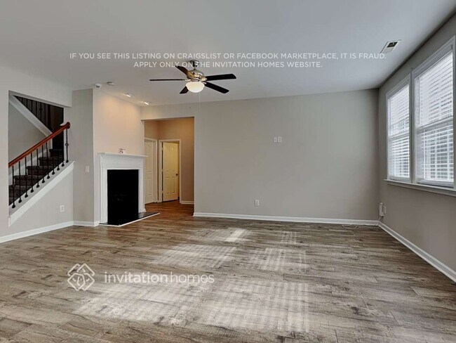 Building Photo - 716 Weathervane Dr