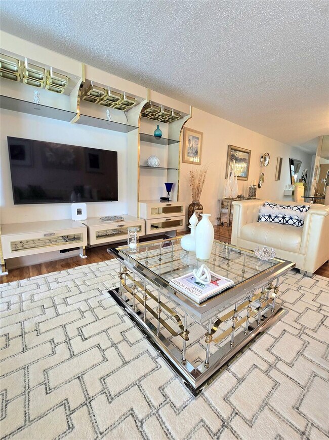 Building Photo - 2504 Antigua Terrace