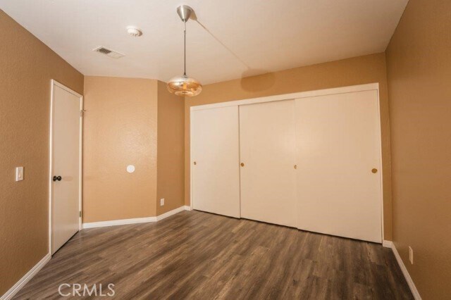 Building Photo - 31 Blackbird Ln