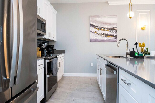 Building Photo - 4383 Scene Ln