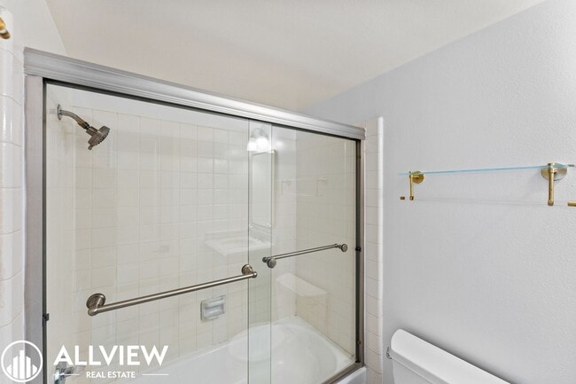 Building Photo - Gorgeous 3 Bed/2.5 Bath in Newport Beach Available Now!