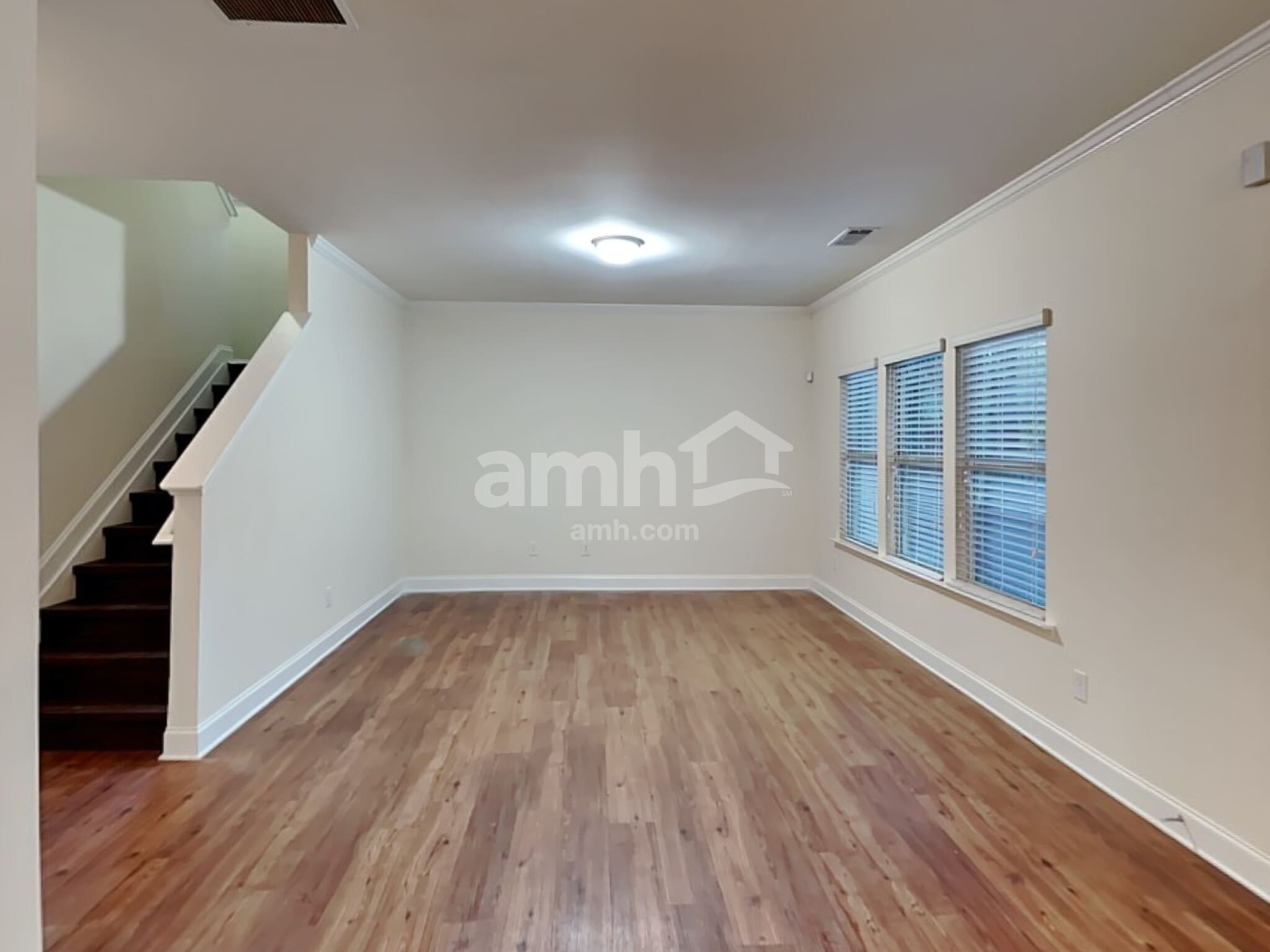 Building Photo - 2515 Beal St