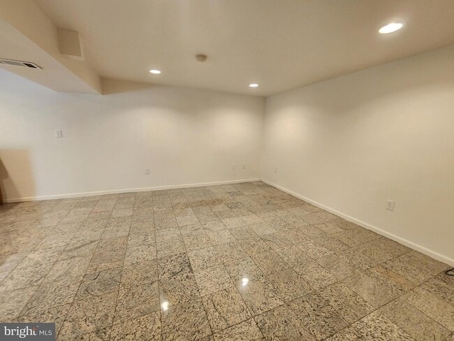 Building Photo - 13805 Fulmer Dr