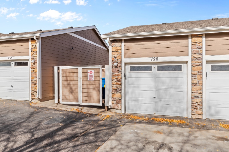 Building Photo - 13235 Holly St