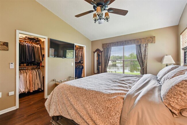 Building Photo - 17737 Esprit Dr