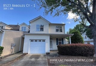 Building Photo - 8523 Arboles Ct