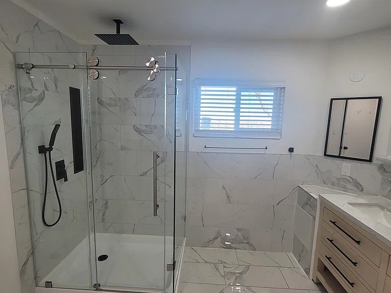 Building Photo - 36745 Vista Del Lago St